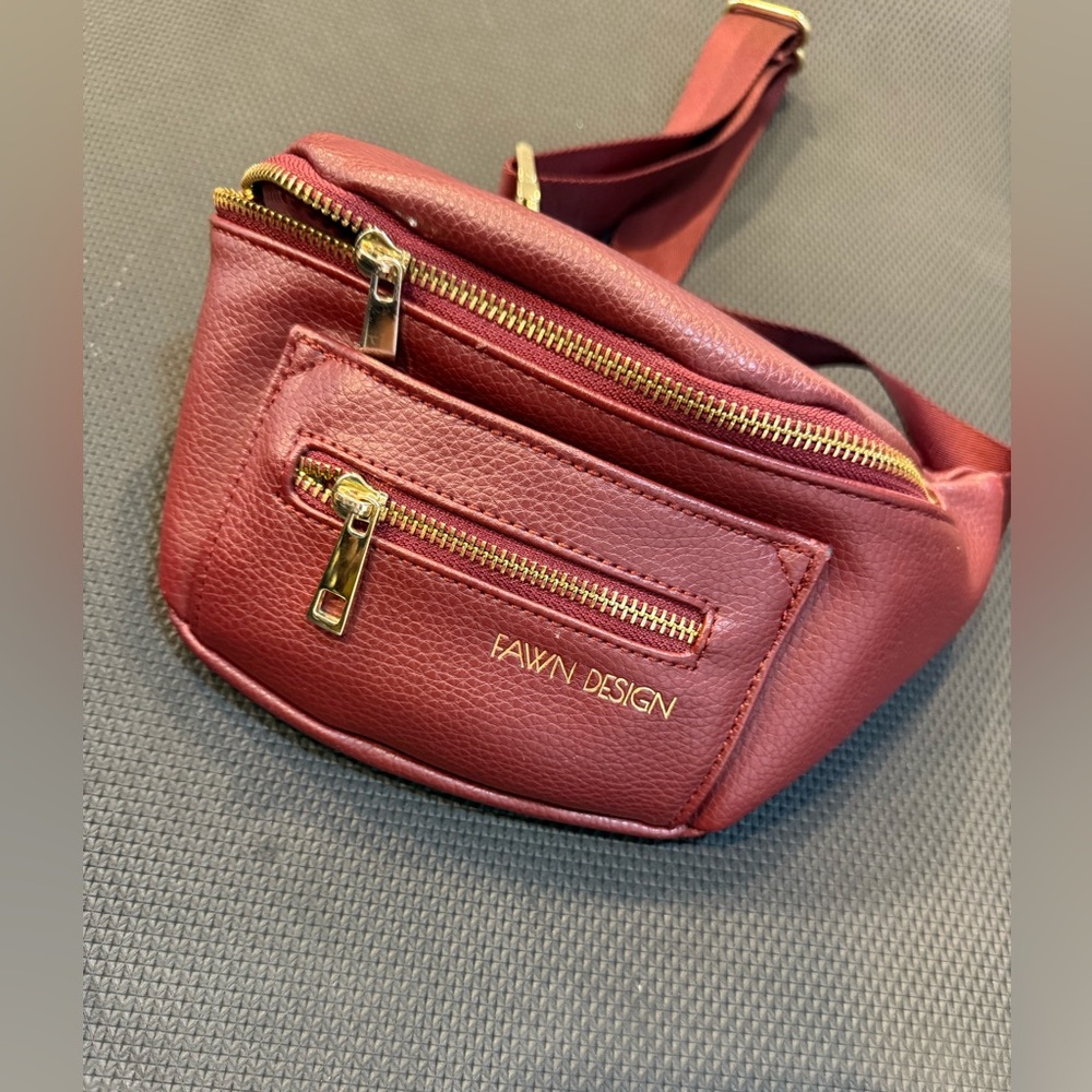 Fawn Design Red Crossbody Bag Sleek Compact Design